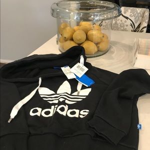 Cropped Adidas Sweatshirt